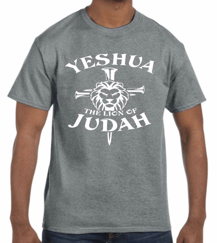 Yeshua Lion of Judah T-Shirt: Christian Unisex Tee