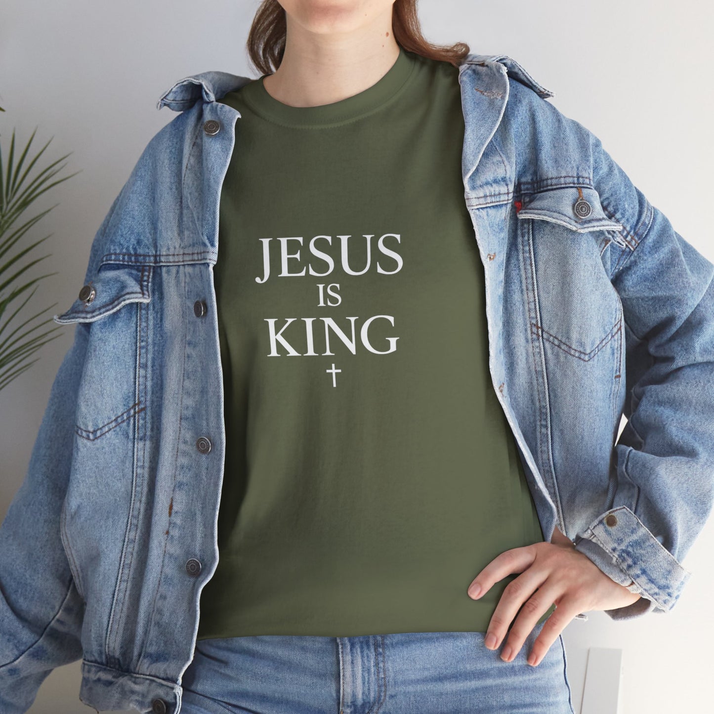 Jesus Is King - Minimal T-Shirt