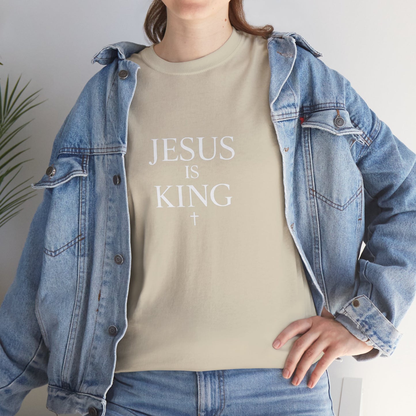 Jesus Is King - Minimal T-Shirt